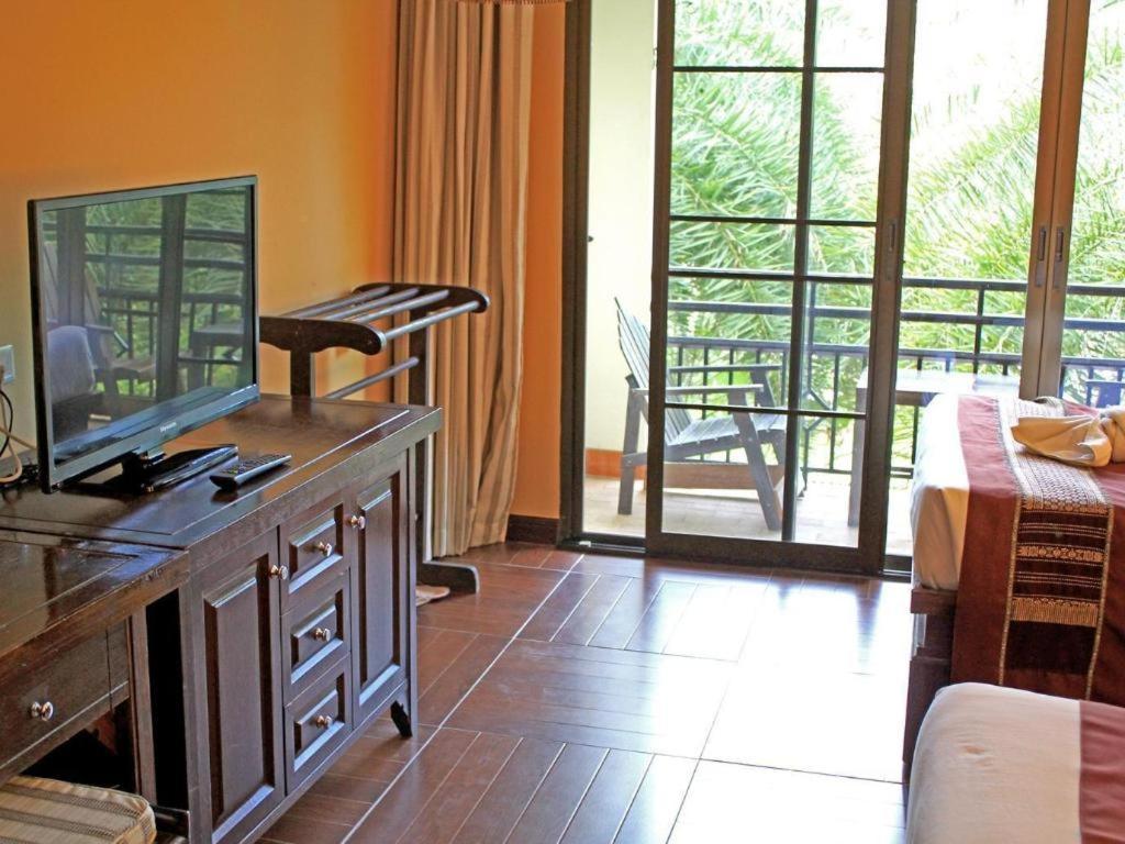 Phoomthai Garden Hotel Phrae Exterior photo