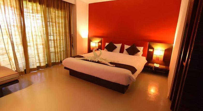 Phoomthai Garden Hotel Phrae Exterior photo