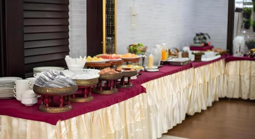 Phoomthai Garden Hotel Phrae Exterior photo