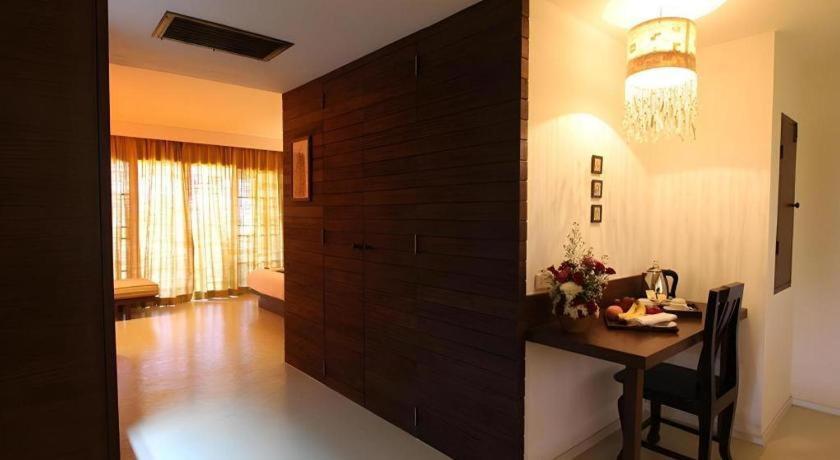 Phoomthai Garden Hotel Phrae Exterior photo