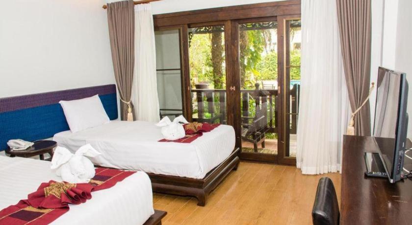 Phoomthai Garden Hotel Phrae Exterior photo